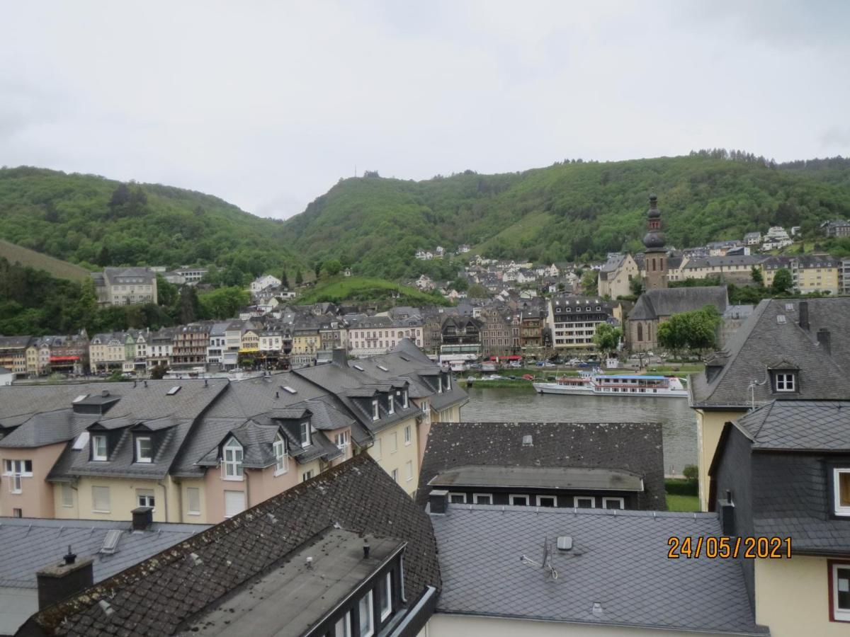 Hotel Und Gaestehaus Gute Quelle Кохем Экстерьер фото