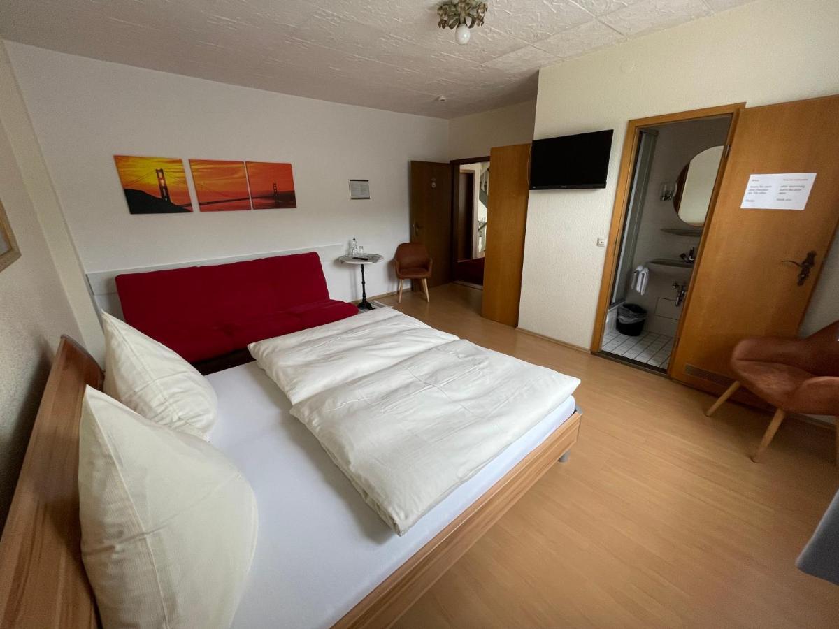 Hotel Und Gaestehaus Gute Quelle Кохем Экстерьер фото